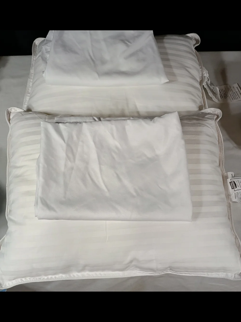 2 Utopia Bedding Toddler Pillows And Pillowcases